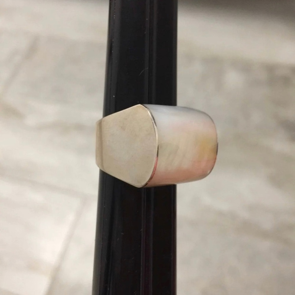 Handcrafted Peruvian Silver Ring With Mother Of P… - image 2